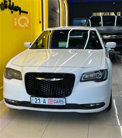 کرایسلەر 300